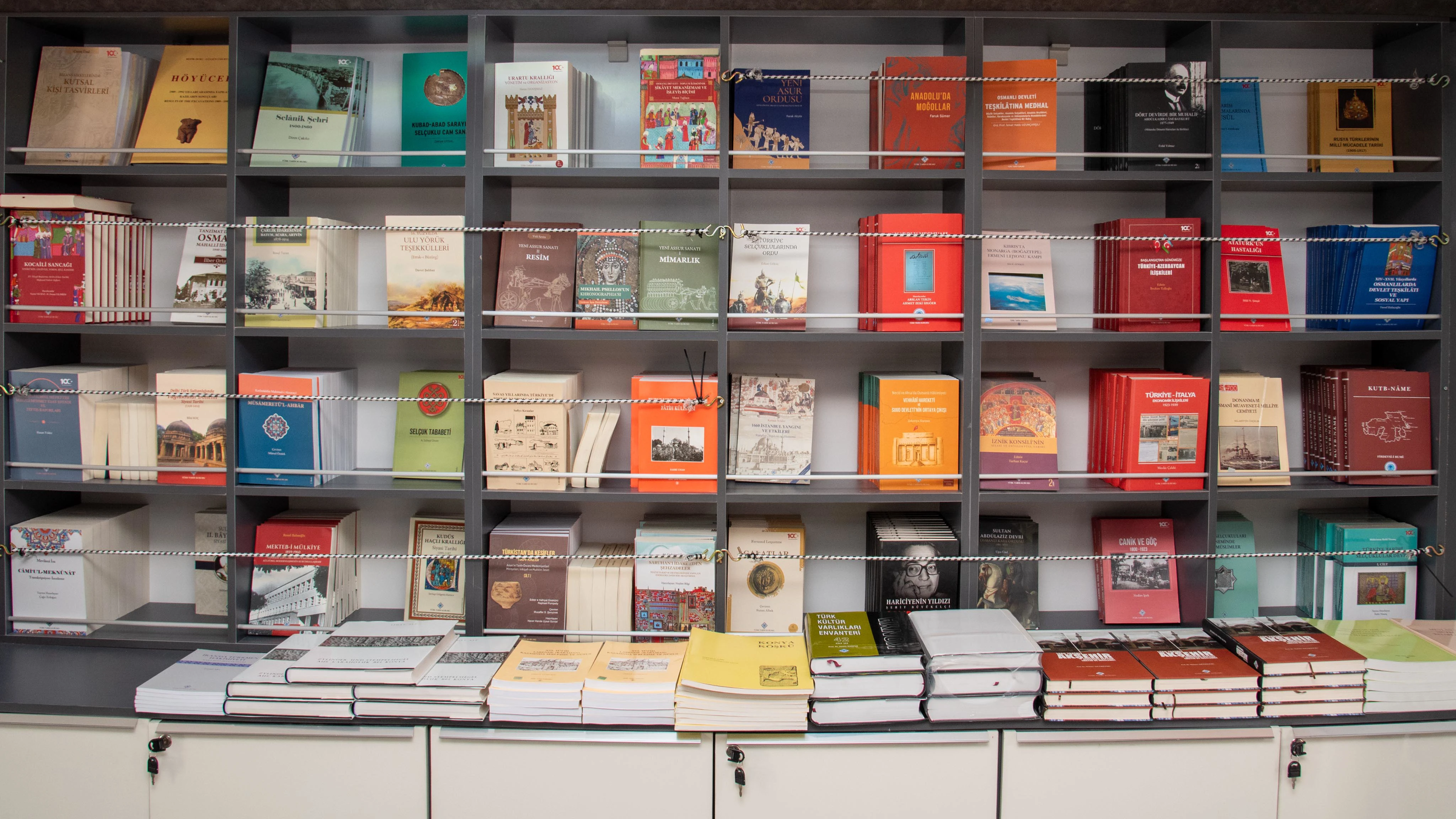 Türk Tarih Kurumu Mobil Kitap Mağazası, Selçuk Üniversitesinde